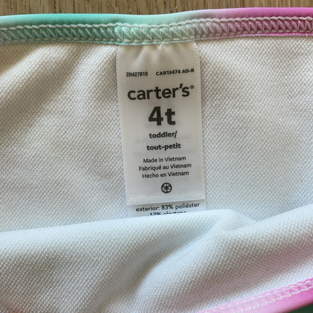 Carter’s 2 piece 4T girls rash guard swimwear - Picture 4 of 4